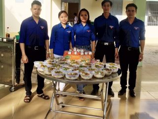 Đoàn Thanh niên Bệnh viện Tâm thần Quảng Nam thực hiện kế hoạch dọn vệ sinh và phục vụ suất ăn miễn phí cho bệnh nhân nhân dịp xuân Canh Tý 2020
