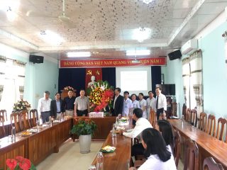 Phó bí thư Tỉnh ủy, Chủ tịch UBND tỉnh thăm, chúc mừng cán bộ, y bác sĩ Bệnh viện Tâm thần Quảng Nam nhân ngày Thầy thuốc Việt Nam