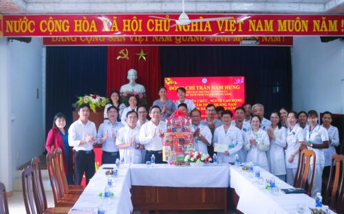 Lãnh đạo thành phố Đà Nẵng đến thăm, chúc Tết tại Bệnh viện Tâm thần Quảng Nam